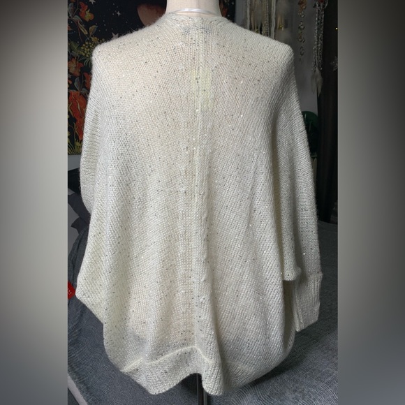 3/$30 ARDEN B. Women’s Sequins Open Front Batwing Sleeve Cardigan NWT SMALL - Picture 4 of 12